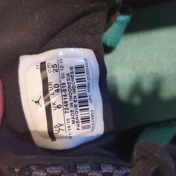 Nike Air Jordan Future Grey Fresh Mint Kicks SZ 7Y - Picture 6 of 6